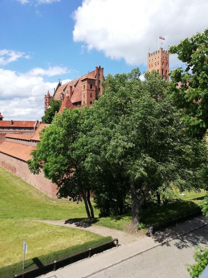 Apartament U Krzyżaka Apartment Malbork Bagian luar foto